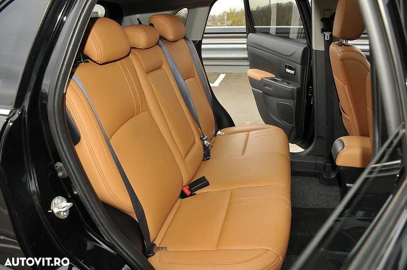 Second-hand Mitsubishi ASX Top 114 CP (83 kW) 2017 Culoarenegru SUV