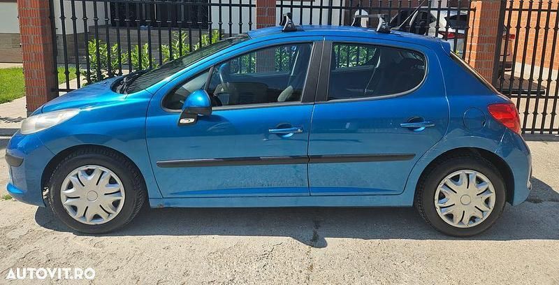 Albastru Utilizat 2008 Peugeot 207 Premium | 2.300 EUR (Preț OK) - Imagine 1/4