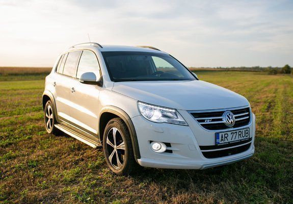 Second-hand VW Tiguan R-line 200 CP (147 kW) 2010 Alb SUV