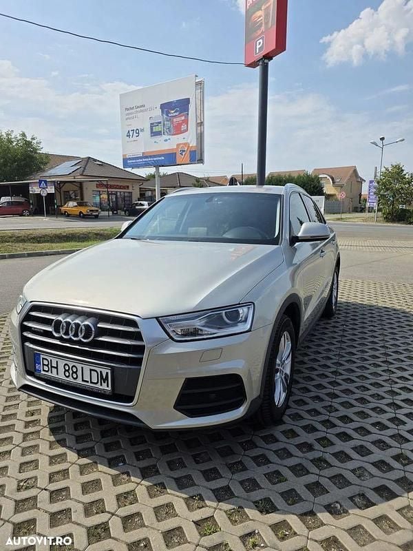 Culoaregalbeuriu Utilizat 2017 Audi Q3 SUV | 17.550 EUR (Super Preț) - Imagine 1/4