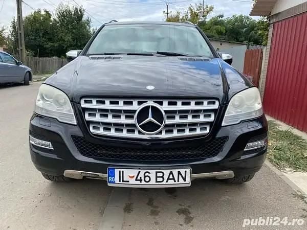 Negru Utilizat 2009 Mercedes ML320 SUV | 6.000 EUR (Preț bun) - Imagine 1/4