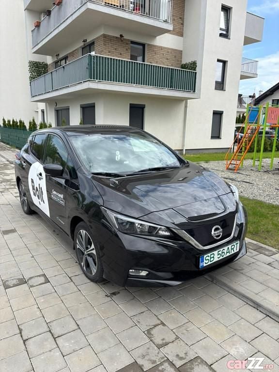 Utilizat 2019 Nissan Leaf N-Connecta Hatchback | 11.258 EUR - Imagine 1/4