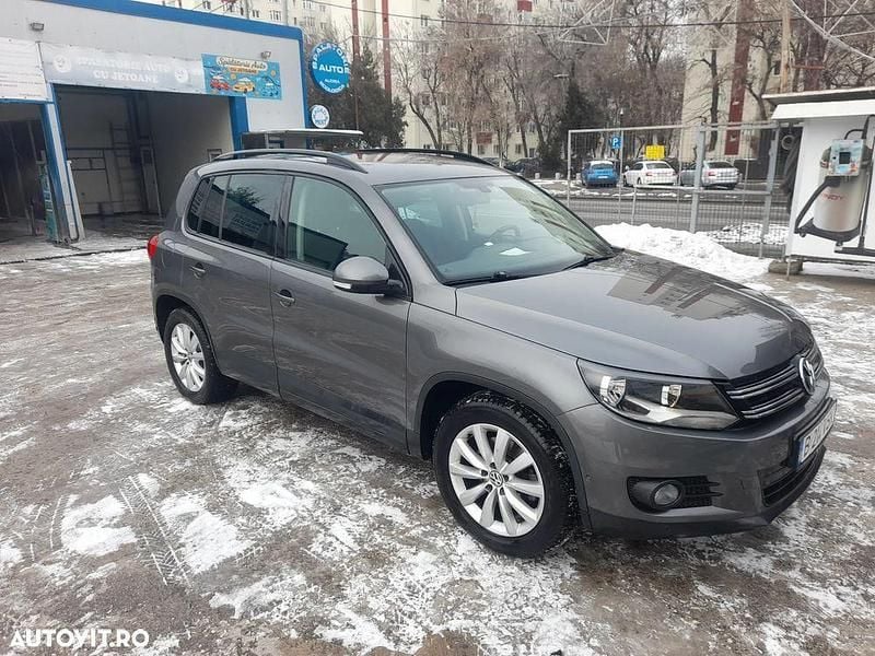 Culoaregri Second-hand 2014 VW Tiguan Trendline SUV | 13.800 EUR (Preț bun) - Imagine 1/4
