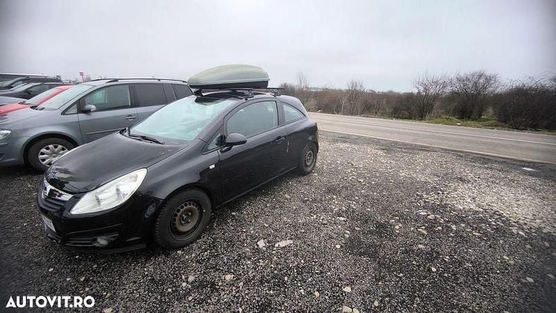 Second-hand Opel Corsa Cosmo 90 CP (66 kW) 2008 Culoarenegru Hatchback