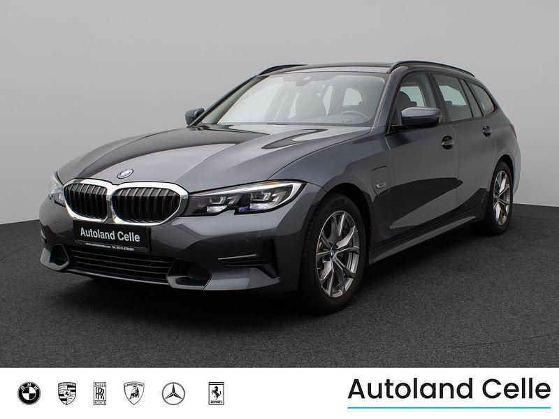 Utilizat 2022 BMW 320 Sport Line | 29.608 EUR - Imagine 1/1