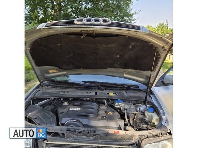 Second-hand Audi A4 130 CP (95 kW) 2003 Gri Berlinǎ