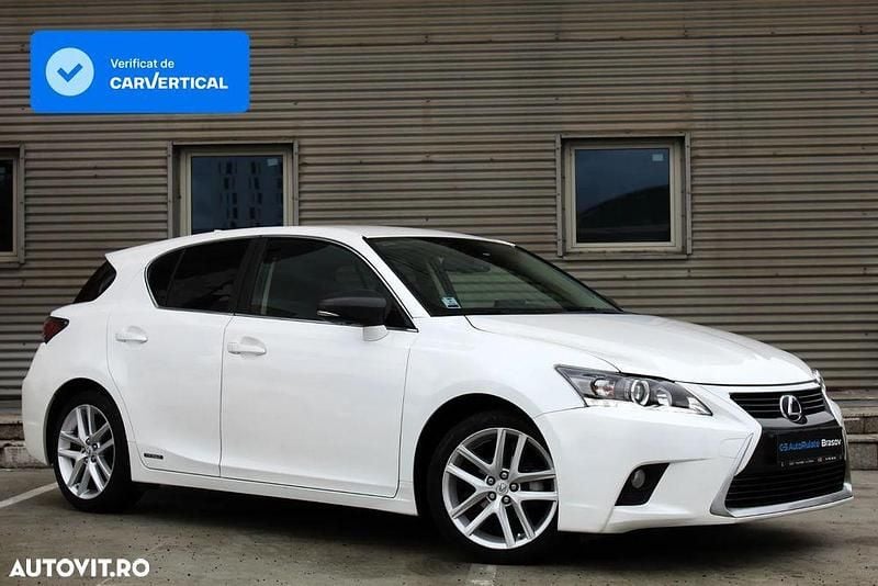 Culoarealb Utilizat 2014 Lexus CT200h Executive Line Berlinǎ | 13.490 EUR - Imagine 1/4