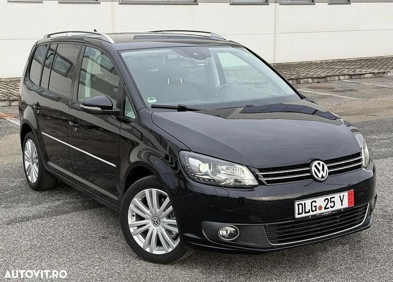 Second-hand VW Touran Highline 140 CP (102 kW) 2012 Culoarenegru Monovolum