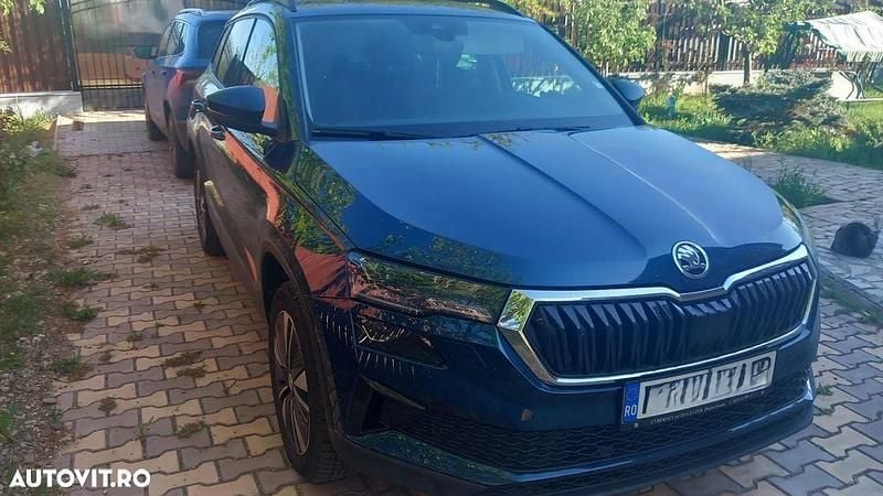 Second-hand Skoda Karoq 149 CP (109 kW) 2022 Culoarealbastru SUV