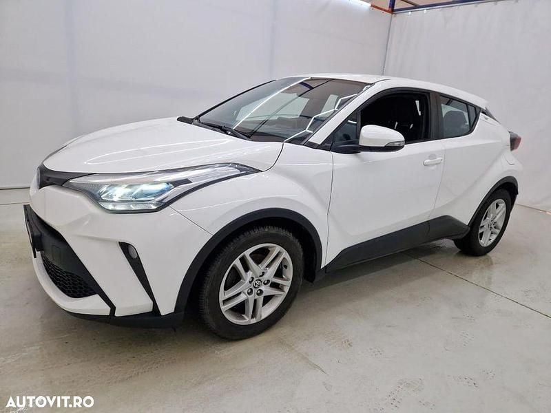 Second-hand Toyota C-HR 122 CP (89 kW) 2021 Culoarealb SUV