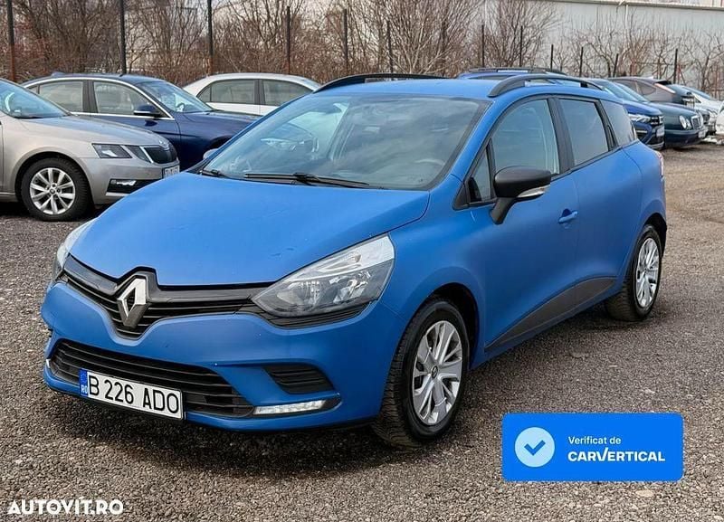 Second-hand Renault Clio GrandTour Life 75 CP (55 kW) 2018 Culoarealbastru Break
