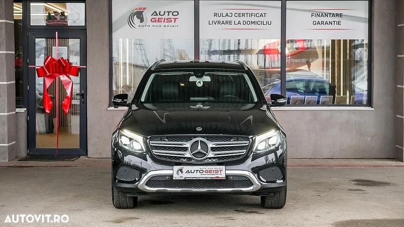 Second-hand Mercedes GLC250 204 CP (150 kW) 2017 Culoarenegru SUV