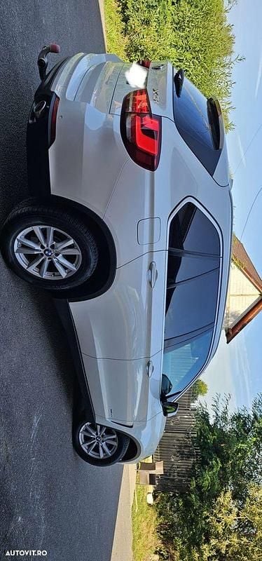 Second-hand BMW X5 258 CP (189 kW) 2013 Culoarealb SUV