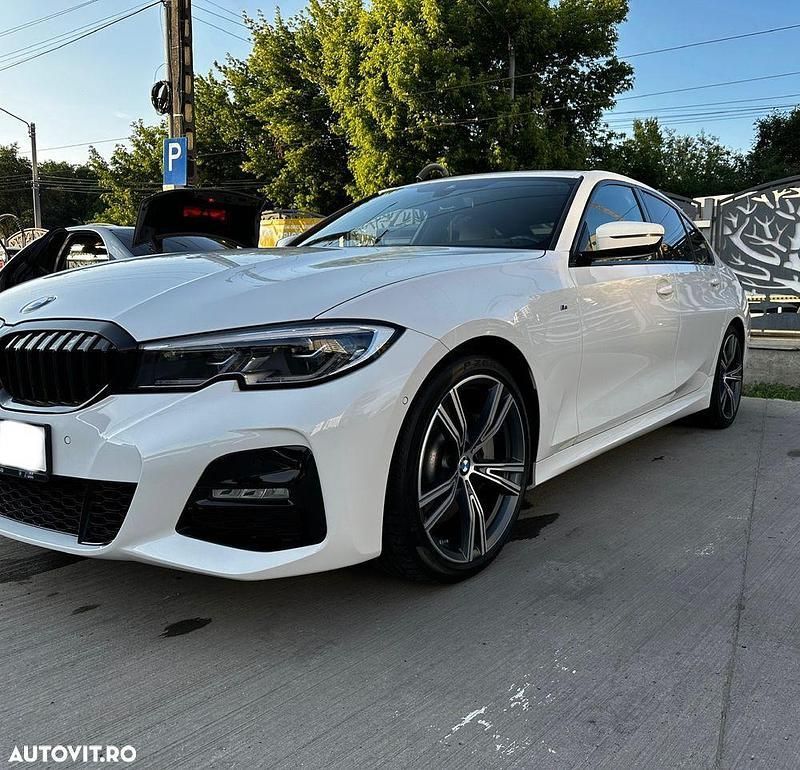 Alb Utilizat 2021 BMW 330 Berlinǎ | 32.700 EUR (Super Preț) - Imagine 1/4
