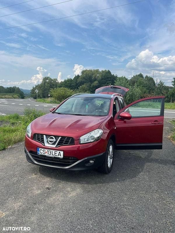 Culoarerosu Utilizat 2012 Nissan Qashqai +2 Visia SUV | 6.999 EUR (Preț OK) - Imagine 1/4