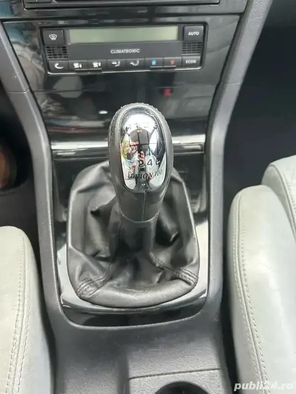 Negru Utilizat 2006 Skoda Superb Berlinǎ | 3.900 EUR - Imagine 1/4