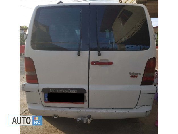 Second-hand Mercedes Vito 80 CP (58 kW) 2002 Alb Van