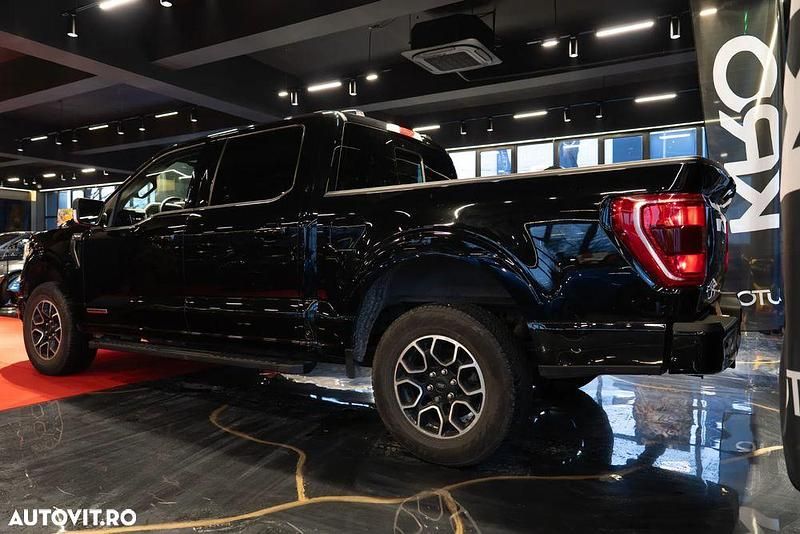 Second-hand Ford F-150 430 CP (316 kW) 2023 Culoarenegru Pickup