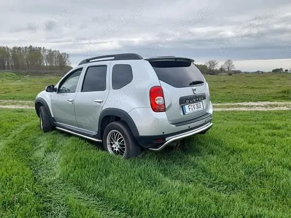 Utilizat 2012 Dacia Duster Prestige SUV | 6.900 EUR (Puțin scump) - Imagine 1/4