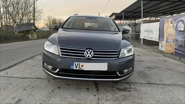 Utilizat 2013 VW Passat Highline Break | 8.200 EUR (Puțin scump) - Imagine 1/4