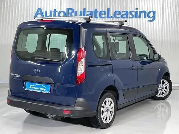 Second-hand Ford Tourneo 120 CP (88 kW) 2021