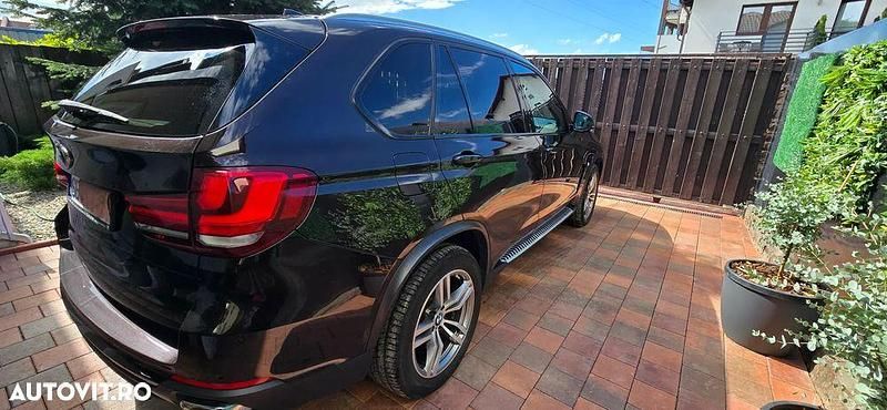 Second-hand BMW X5 313 CP (230 kW) 2016 Culoaremaro SUV