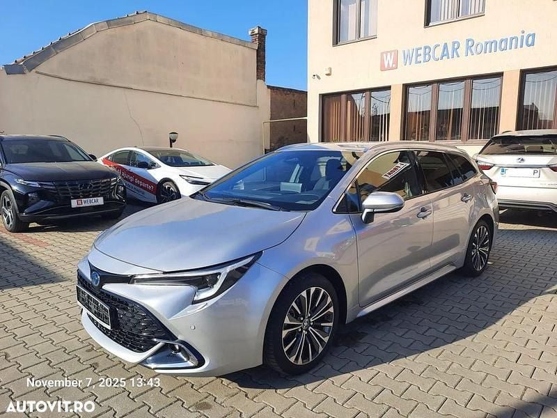 Culoareargint Utilizat 2024 Toyota Corolla Break | 32.065 EUR - Imagine 1/4
