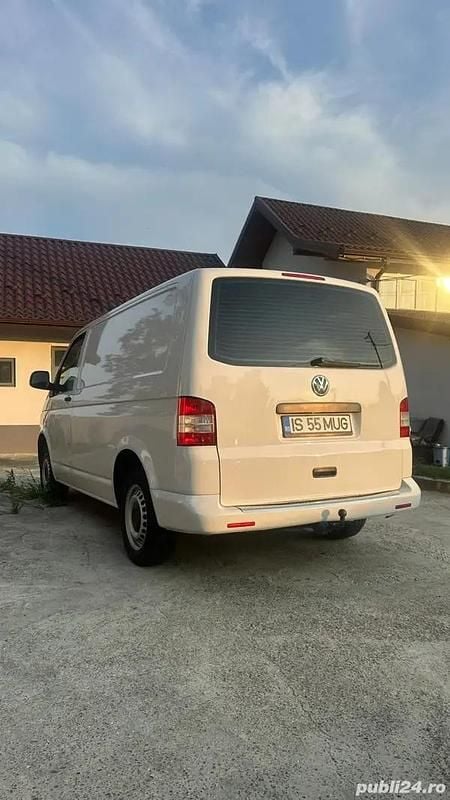 Second-hand VW T5 105 CP (77 kW) 2011 Alb Van