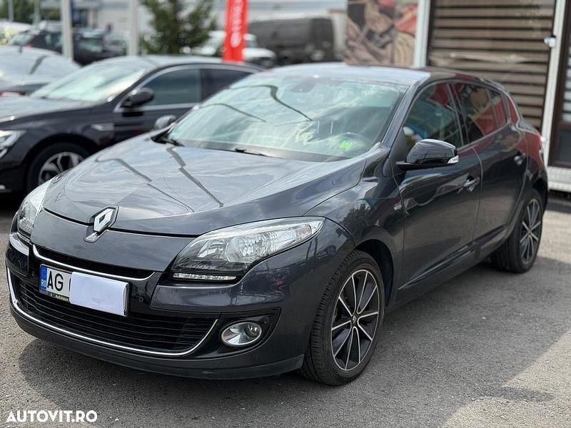 Culoaregri Utilizat 2013 Renault Mégane III Bose Edition Hatchback | 5.850 EUR (Preț OK) - Imagine 1/4