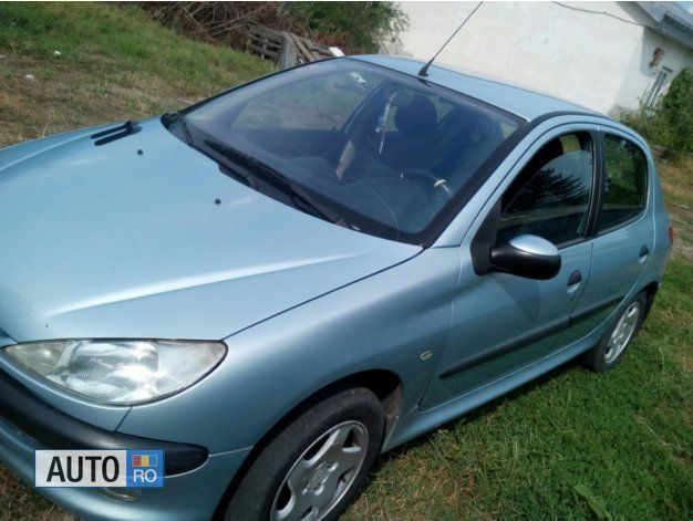 Utilizat 2001 Peugeot 206 Hatchback | 1.500 EUR - Imagine 1/2