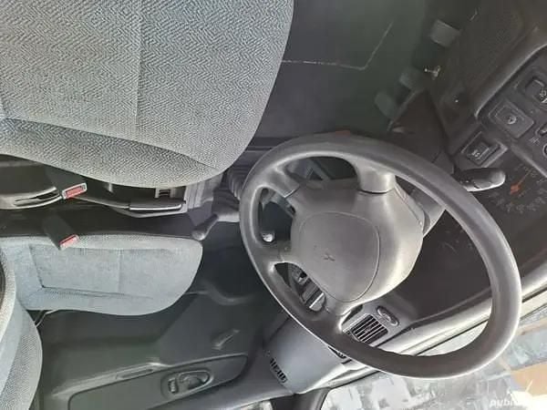 Second-hand Mitsubishi L200 73 CP (53 kW) 1999 Pickup