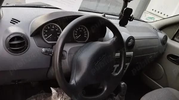 Utilizat 2008 Dacia Logan Van | 1.750 EUR - Imagine 1/4