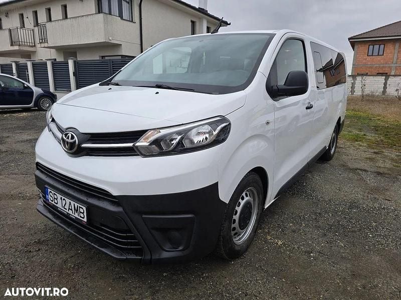 Culoarealb Utilizat 2018 Toyota Proace Verso Break | 18.150 EUR - Imagine 1/4