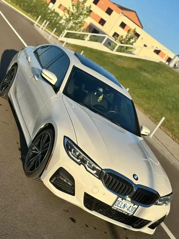 Utilizat 2022 BMW 330 Berlinǎ | 35.000 EUR (Preț OK) - Imagine 1/4