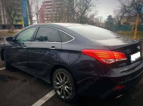 Second-hand Hyundai i40 136 CP (100 kW) 2015 Albastru Berlinǎ