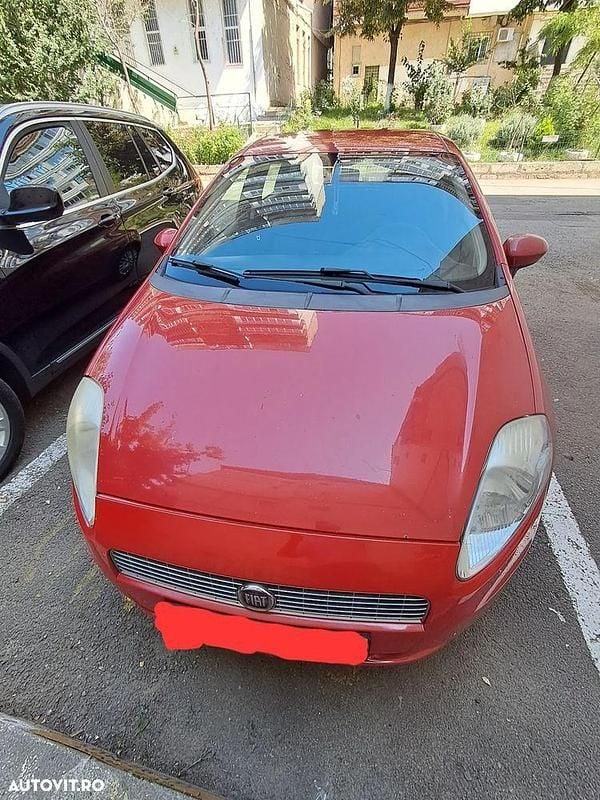 Culoarerosu Utilizat 2008 Fiat Grande Punto Dynamic Hatchback | 1.800 EUR - Imagine 1/4