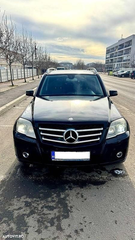 Second-hand Mercedes GLK220 170 CP (125 kW) 2009 Culoarenegru SUV