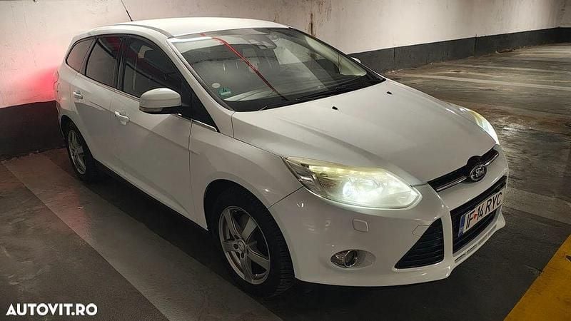Culoarealb Utilizat 2013 Ford Focus Break | 3.850 EUR (Preț bun) - Imagine 1/4
