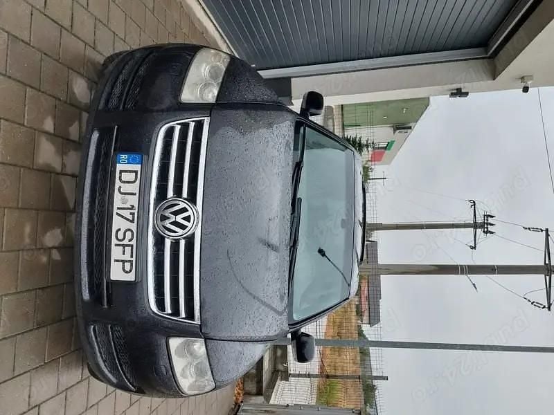 Negru Utilizat 2006 VW Touareg SUV | 5.200 EUR (Preț OK) - Imagine 1/4