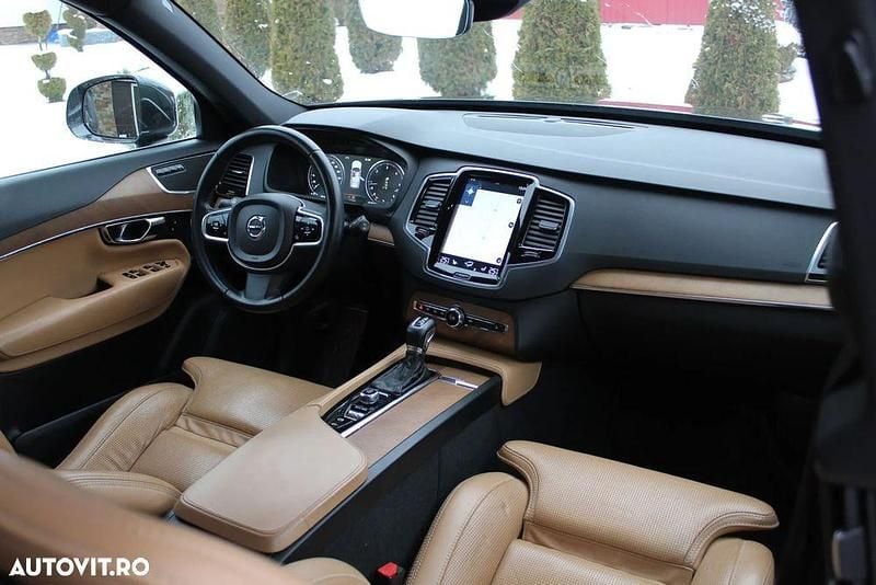Second-hand Volvo XC90 Inscription 235 CP (172 kW) 2018 Culoaregri SUV