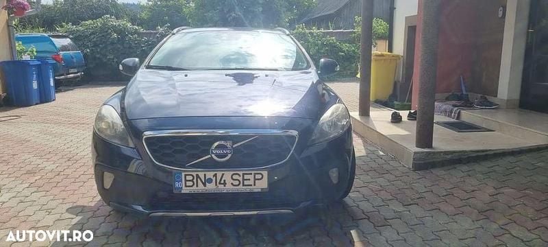 Culoarealbastru Utilizat 2014 Volvo V40 Hatchback | 5.400 EUR (Preț bun) - Imagine 1/4