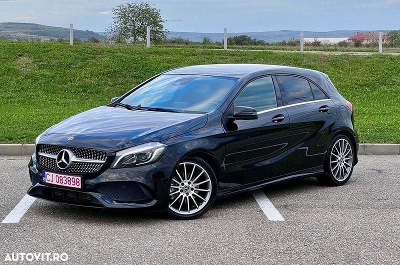 Culoarenegru Utilizat 2017 Mercedes A200 AMG line Hatchback | 15.999 EUR (Preț OK) - Imagine 1/4