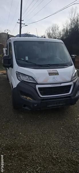 Utilizat 2018 Peugeot Boxer Van | 13.500 EUR - Imagine 1/4