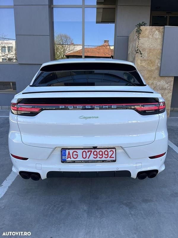 Second-hand Porsche Cayenne Coupe 340 CP (250 kW) 2022 Culoarealb Coupe