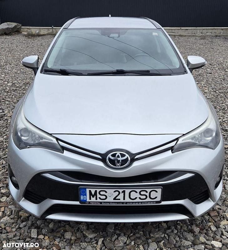Second-hand Toyota Avensis 143 CP (105 kW) 2017 Culoaregri Break
