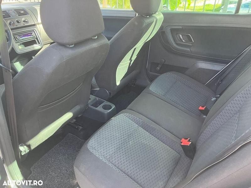 Second-hand Skoda Fabia Ambiente 86 CP (63 kW) 2010 Culoarealb Hatchback