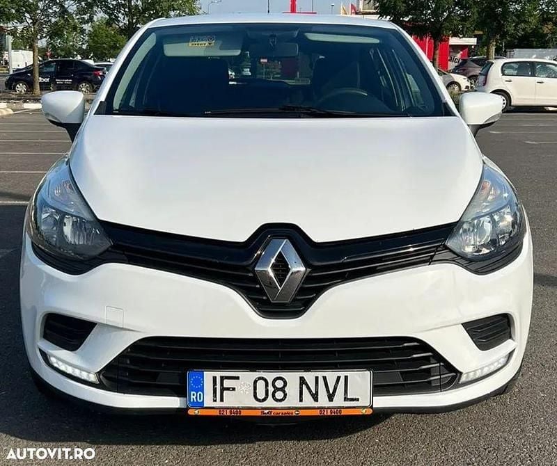 Culoarealb Utilizat 2017 Renault Clio IV Life Hatchback | 7.000 EUR (Preț OK) - Imagine 1/4