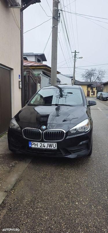 Culoarenegru Utilizat 2018 BMW 220 Gran Tourer Comfort Edition Monovolum | 13.400 EUR - Imagine 1/4