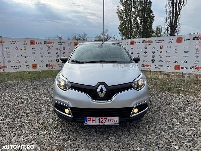 Culoareargint Utilizat 2014 Renault Captur Business SUV | 8.500 EUR (Preț OK) - Imagine 1/4