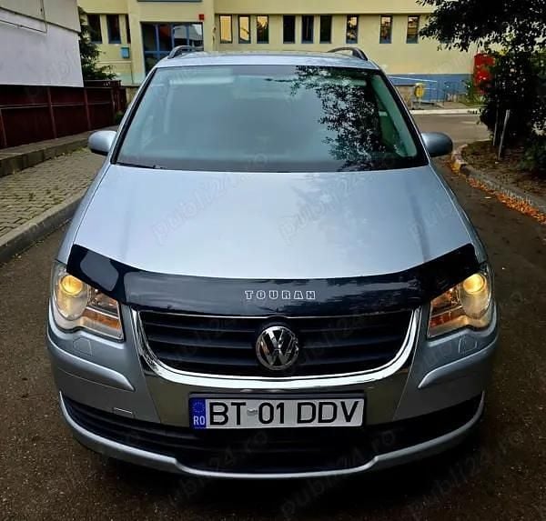 Utilizat 2008 VW Touran Monovolum | 3.200 EUR (Preț bun) - Imagine 1/4